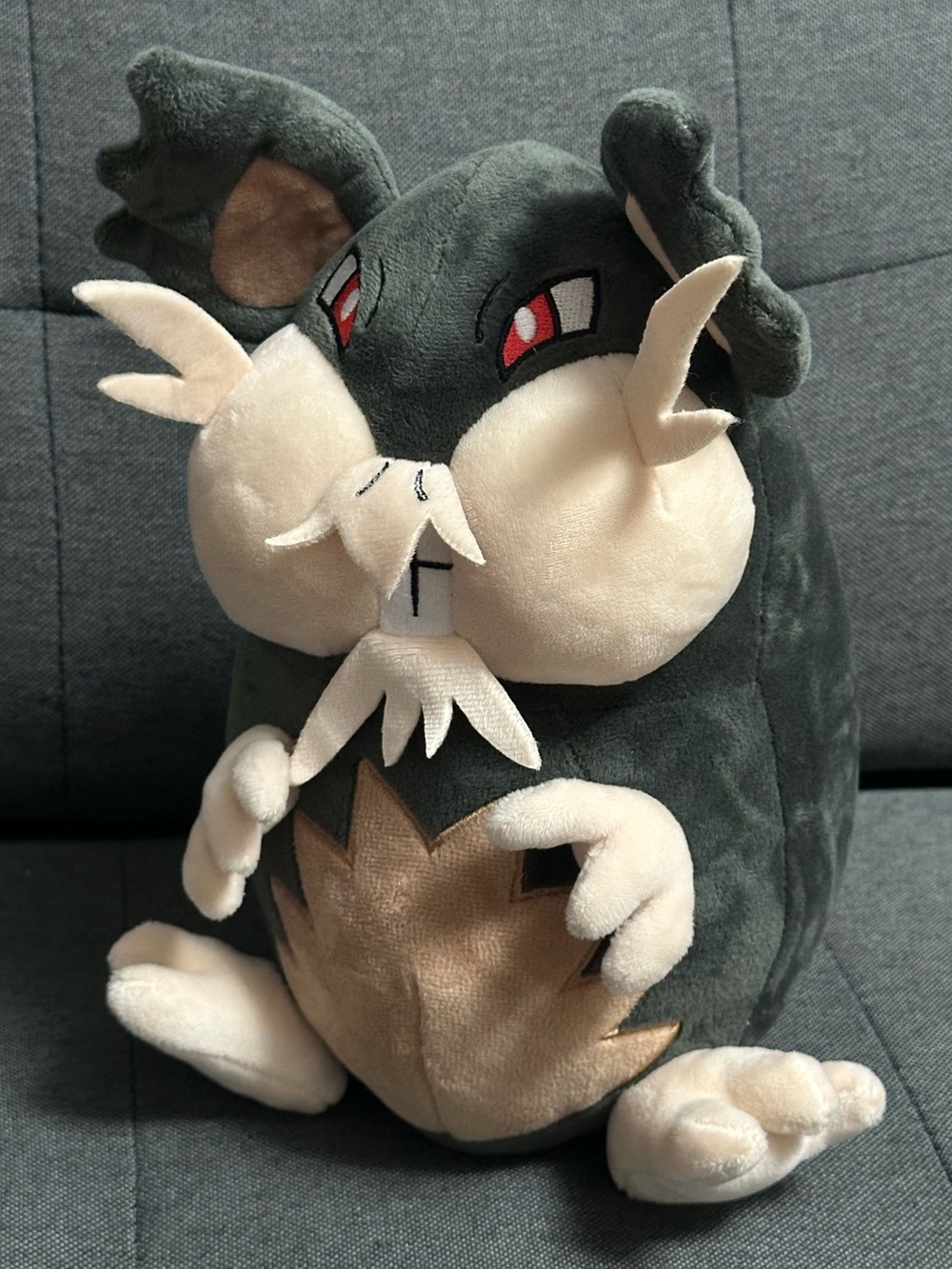 Pokémon Center Alolan Raticate plush toy